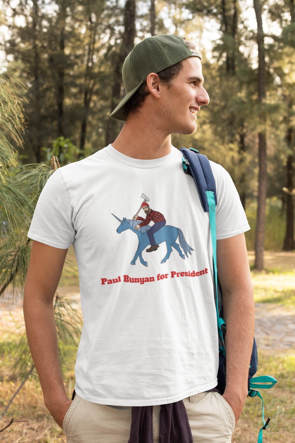 Men is wearing personalised t-shirt